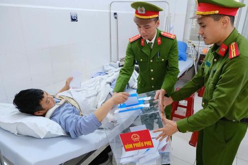 Bảo đảm quyền bầu cử cho bệnh nhân đang điều trị tại bệnh viện