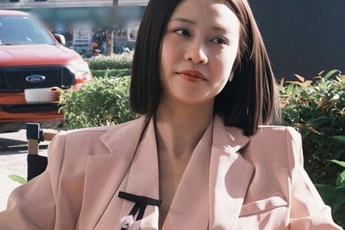 2 nữ sinh trường Sân khấu Điện ảnh sớm ra đời kiếm tiền lo cho gia đình, giờ đều là sao top đầu VTV