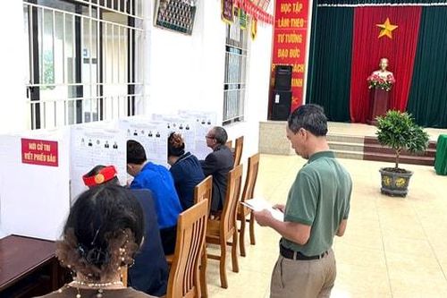 Tam Hưng: Đến 10h, 68% cử tri đã tham gia bỏ phiếu
