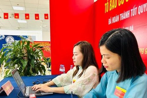 Phường Hoàng Mai: Hòm phiếu lưu động đến tận căn hộ chung cư
