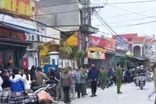 Nghi vấn gã đàn ông nổ súng bắn chết vợ cùng 1 người khác ở Hưng Yên