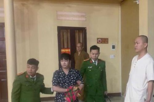 Phú Thọ: Bắt đối tượng lừa đảo, chiếm đoạt tiền của nhiều nhà sư