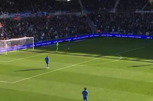 Quả penalty vì lỗi chưa từng thấy ở Championship