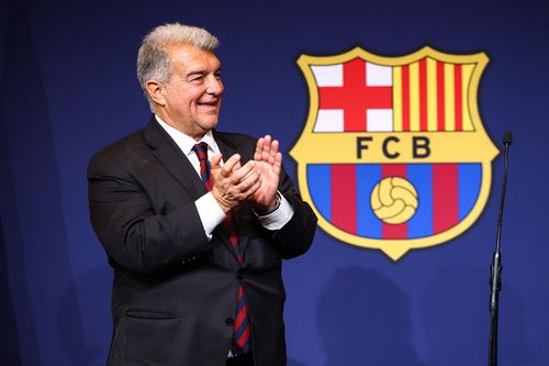 Cuộc đua chủ tịch Barca ngã ngũ