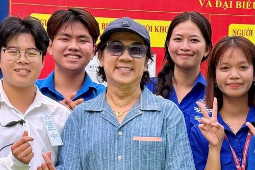 NSƯT Thành Lộc xin lỗi sau bài đăng gây tranh cãi