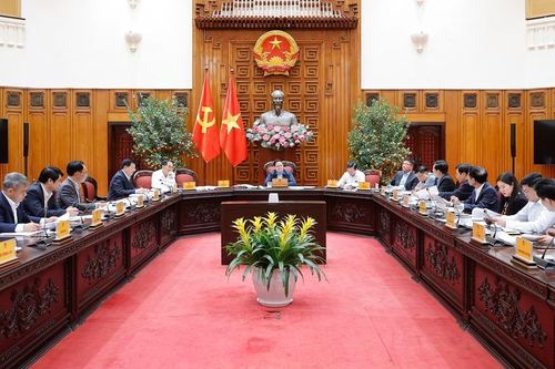 Tiếp tục tháo gỡ các vấn đề vướng mắc, tồn đọng, thúc đẩy tăng trưởng từ 10% trở lên