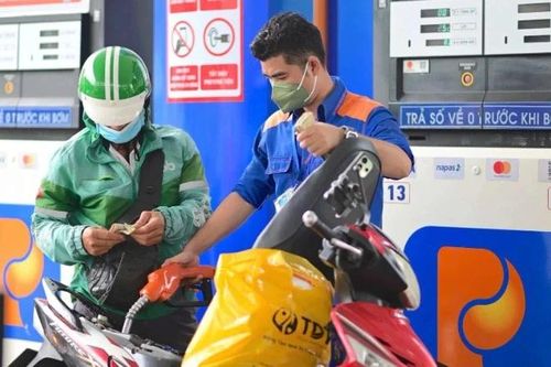Linh hoạt điều hành, sử dụng Quỹ bình ổn để 'hạ nhiệt' giá xăng, dầu