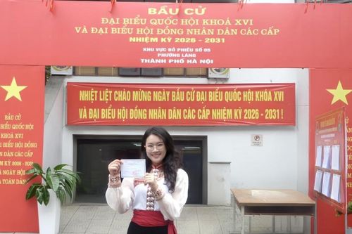 Lá phiếu đầu tiên của cử tri trẻ trong kỷ nguyên mới