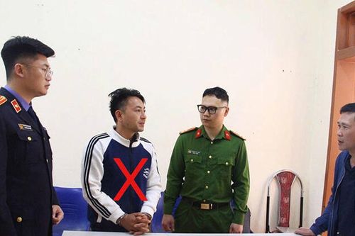 Bắt đối tượng vận chuyển trái phép 3 bánh heroin