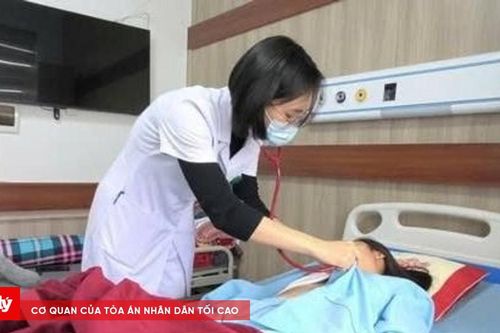 Tưởng viêm họng, nữ sinh 16 tuổi bị 'siêu vi khuẩn' tấn công não, tim