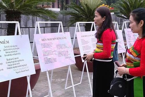 Tiếng thơ xứ Thanh hòa nhịp cùng khát vọng đất nước