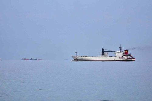 1 triệu tấn phân bón mắc kẹt ở vùng Vịnh vì eo biển Hormuz bị phong tỏa