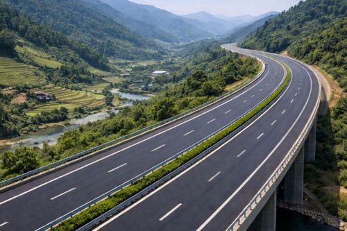Triển khai Dự án cao tốc Sơn La - Điện Biên - cửa khẩu Tây Trang (giai đoạn 1) theo hình thức đầu tư công