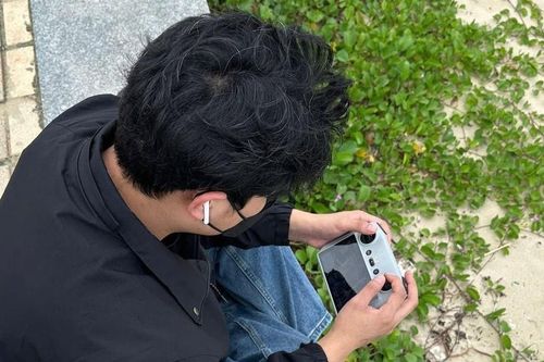 Phát hiện du khách nước ngoài bay flycam trái phép