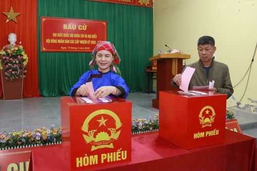 Chung nhịp ngày hội bầu cử