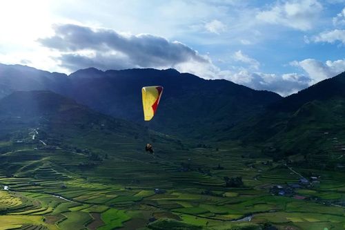 Cần tăng cường công tác quản lý nhà nước đối với hoạt động dù lượn tại xã Tú Lệ