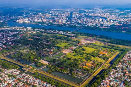 TP. Huế công bố 8 phường đạt chuẩn đô thị loại II và danh mục các đô thị trung tâm mới