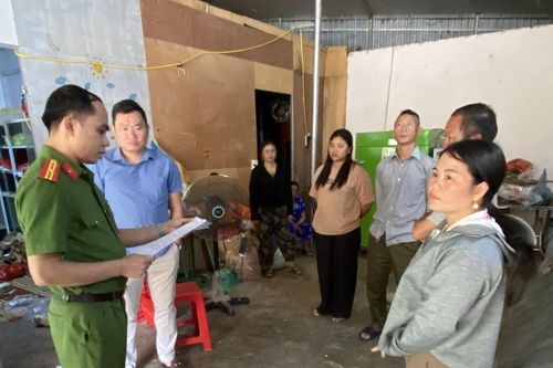 Điện Biên khởi tố các đối tượng bán thuốc nam gia truyền không phép trên mạng xã hội