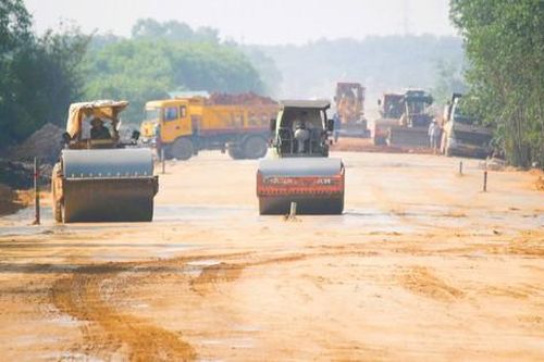 Quảng Trị: Khẩn trương giải ngân vốn đầu tư công năm 2025 được kéo dài sang 2026