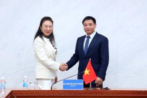 Bộ trưởng Nguyễn Văn Thắng tiếp lãnh đạo Công ty Pacific Gateway Partners
