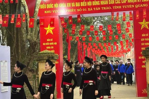 Trao gửi niềm tin trong từng lá phiếu