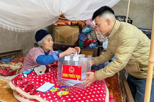 Trách nhiệm từ những người gần dân nhất