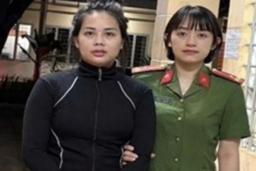 Vận động đối tượng trốn truy nã liên quan đến ma túy ra đầu thú