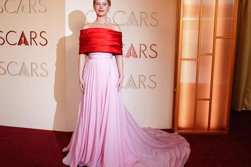 Các ngôi sao đình đám tỏa sáng trên thảm đỏ Oscar 2026
