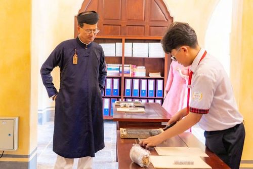 Đưa giáo dục di sản vào trường học, lan tỏa giá trị văn hóa cố đô