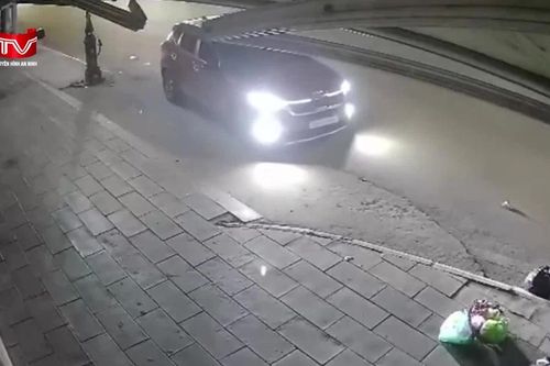 Triệu tập lái xe lao ô tô lên vỉa hè tông người phụ nữ rồi bỏ chạy