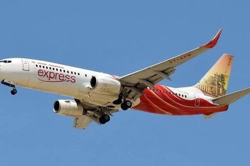 Ấn Độ hủy tất cả các chuyến bay đến Dubai