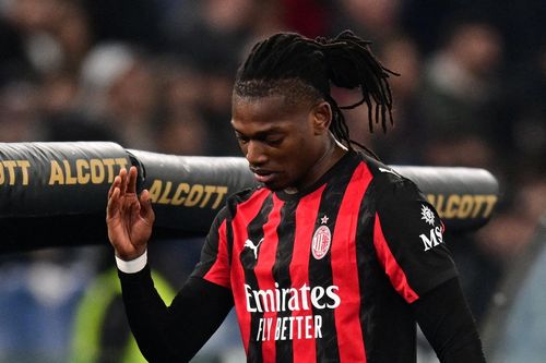Leao nổi loạn tại Milan