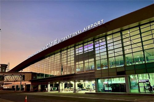 Máy bay không thể hạ cánh ở sân bay Cát Bi vì người dân thả diều