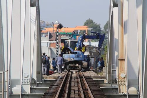 Đồng Nai: Tăng cường kiểm soát tàu thuyền đi dưới cầu Ghềnh