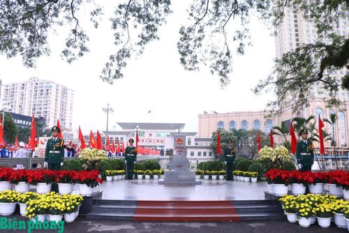 Biên giới Quảng Ninh rực rỡ cờ hoa, sẵn sàng cho 'Ngày hội lớn' của tình đoàn kết, hữu nghị giữa Quân đội, nhân dân Việt Nam - Trung Quốc