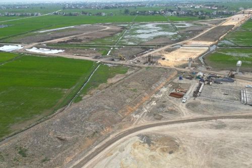 Ninh Bình: Quyết liệt tháo gỡ vướng mắc, tăng tốc hai dự án giao thông lớn
