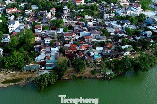 Đường 220 tỷ ven sông Hương khởi công xong rồi… chờ mặt bằng
