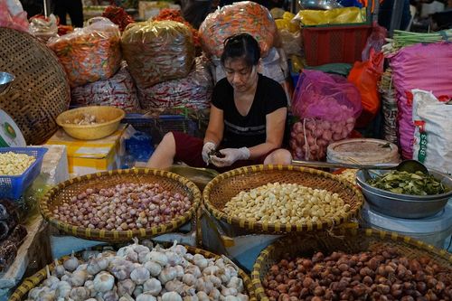 Chính sách thuế và nhịp buôn bán đời thường