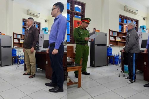 Bán 16 thửa đất trái thẩm quyền, hai cựu lãnh đạo thôn bị khởi tố
