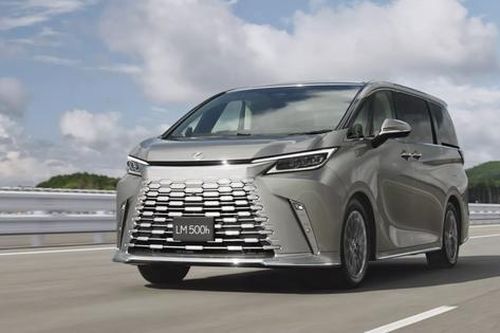 Lexus LM 2026 cập nhật thêm tính năng mới
