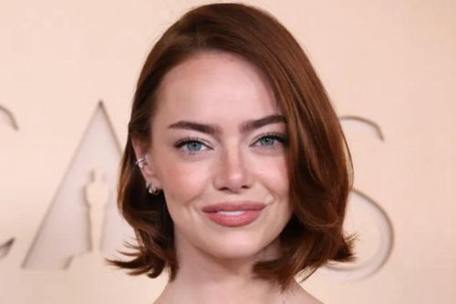 Thảm đỏ Oscar 2026 ngập tràn kiểu tóc đậm chất Millennials
