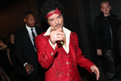 Tiếc cho Bruno Mars