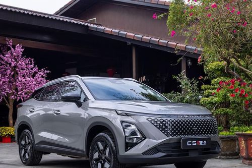 Omoda C5 SHS-H sắp 'đổ bộ' thị trường Việt vào cuối tháng 3