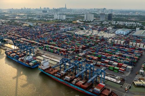 Doanh nghiệp xuất khẩu đối mặt áp lực chi phí logistics