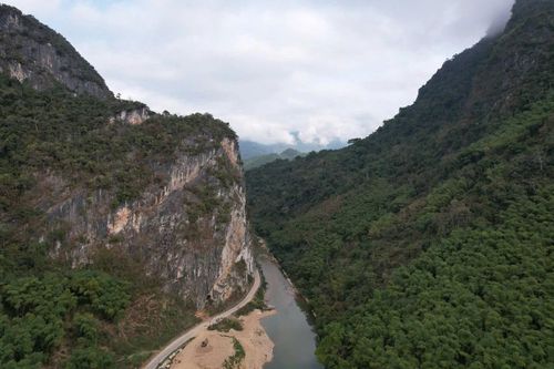 Giêng hai Sơn Thủy