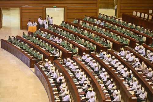 Hạ viện Myanmar họp phiên đầu tiên sau 5 năm, khởi động tiến trình thành lập chính quyền mới