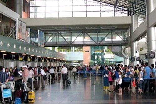 Tăng cường bảo đảm trật tự giao thông tại các cảng hàng không