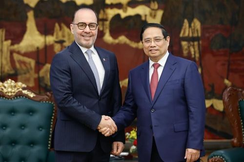 Thủ tướng Phạm Minh Chính đề nghị Qatar sớm triển khai các thỏa thuận hợp tác năng lượng