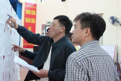 Gia Bình: Phấn đấu mỗi cán bộ, đảng viên, công chức, viên chức hỗ trợ một hộ tạm cư về chỗ ở