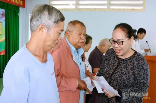 Chú trọng chuyển giao mô hình sinh kế bền vững cho nạn nhân chất độc da cam
